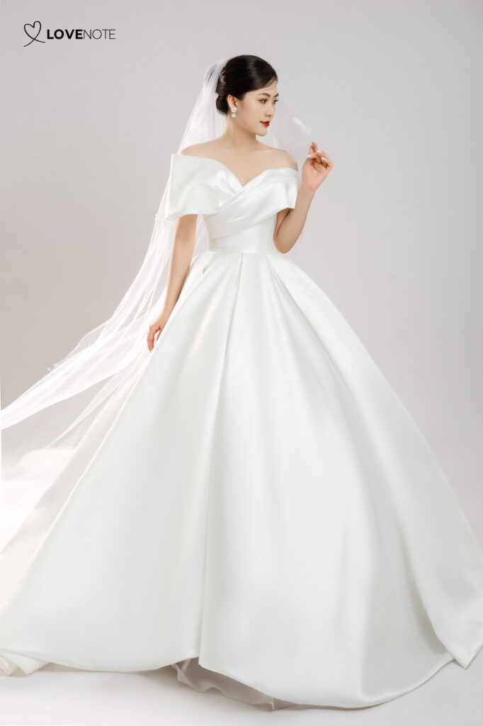 30+ mẫu Váy cưới đơn giản, sang trọng cho mùa cưới 2024 - Nicole Bridal
